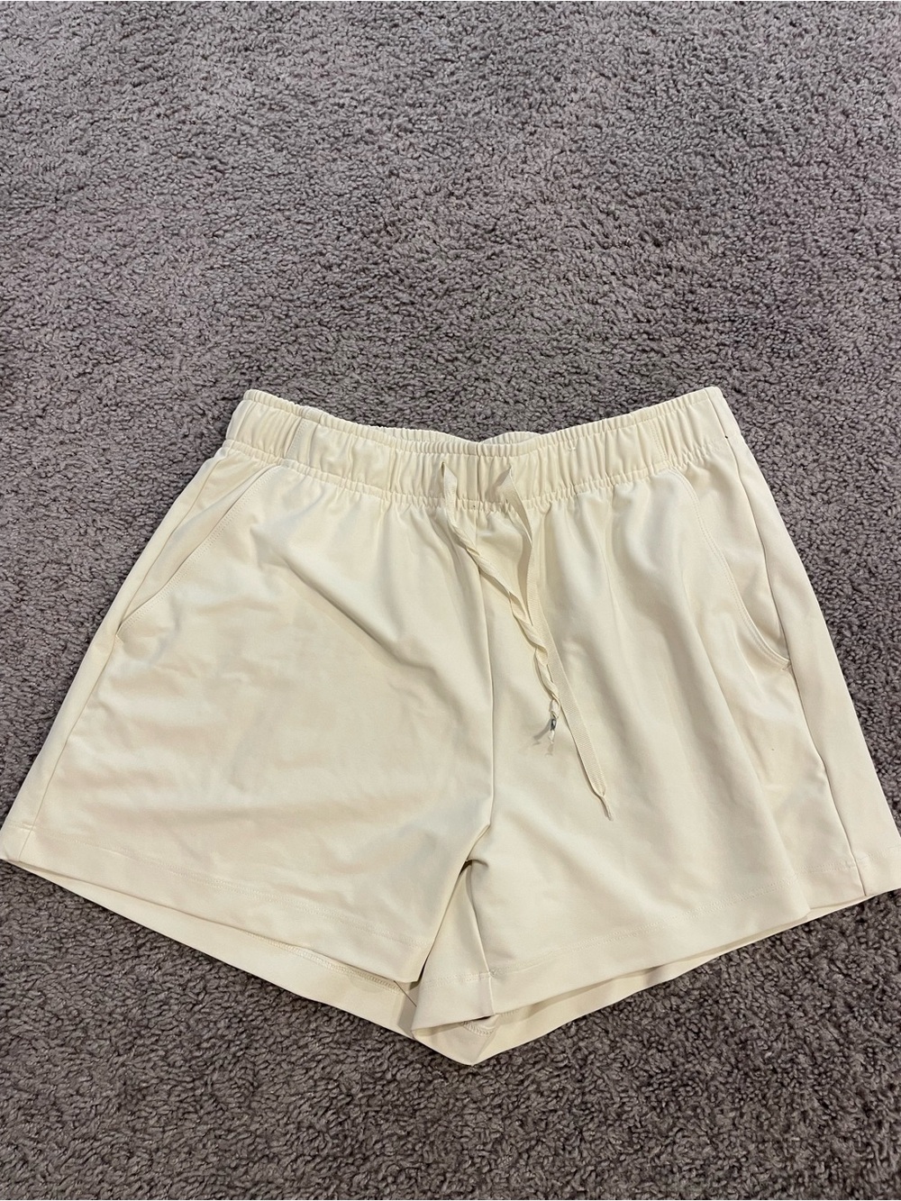 Old Navy Cream Drawstring Athletic Shorts